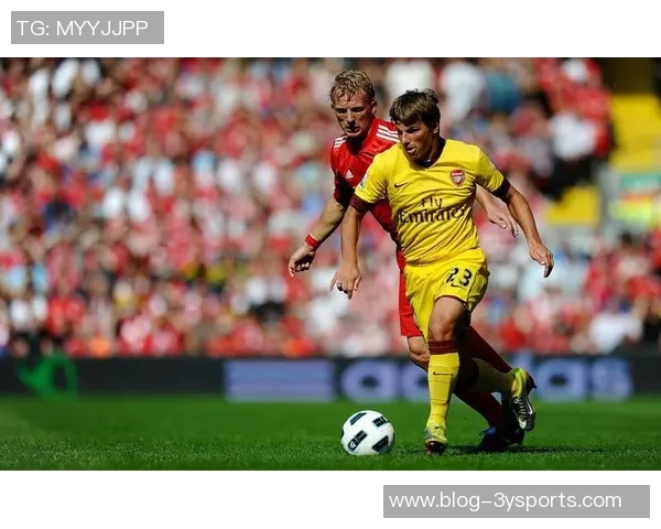 足球场上的装死艺术与运动员的心理博弈探讨